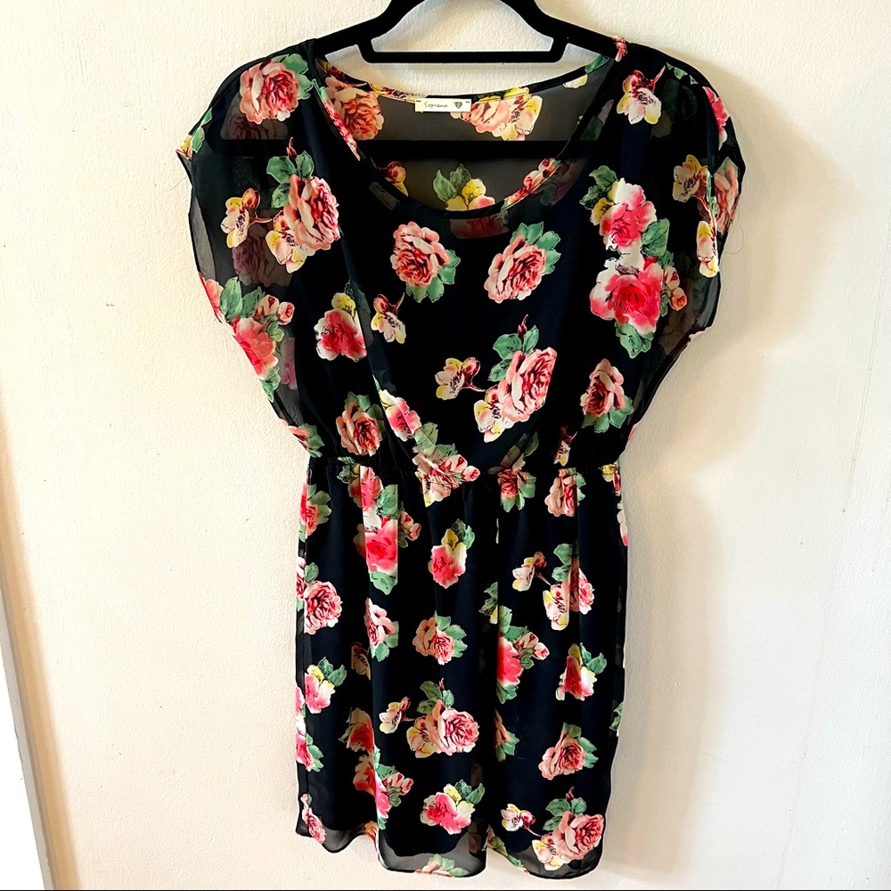Soprano Short Sleeve Dress - Black with Pink Flowers